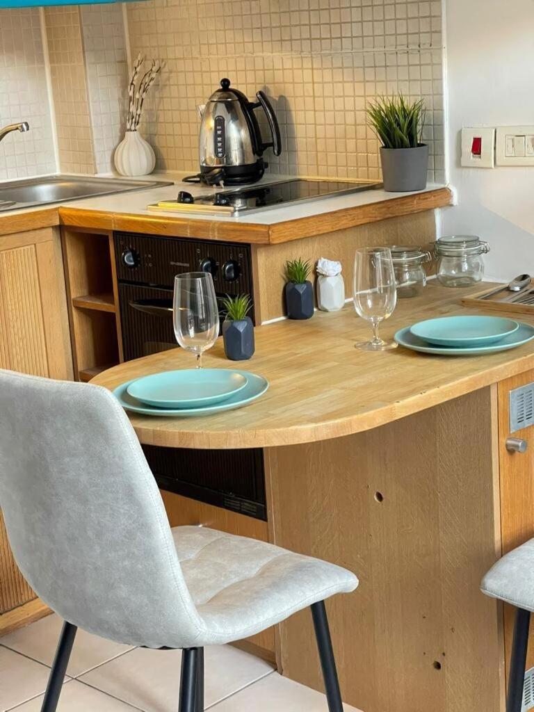 Apartment Portobello Road Artistic 'budget' *