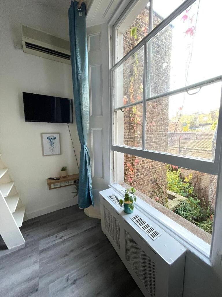 Apartment Portobello Road Artistic 'budget' London