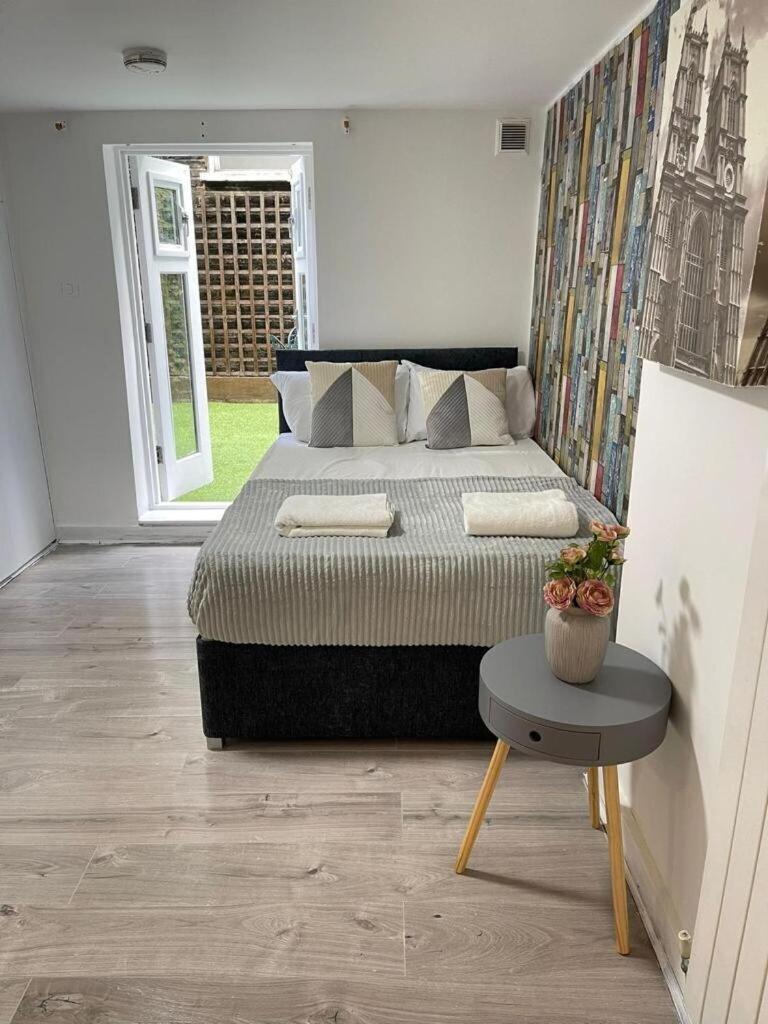 Apartment Portobello Road Artistic 'budget'